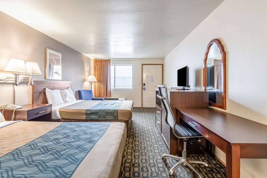 Oyo Woodland Hotel And Suites Стая снимка